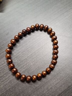 Glossy Minimalist Chocolate Brown Pearl‎ Stretch Bracelet